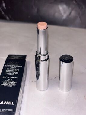 Chanel Brightening Concealer Stick in BR12